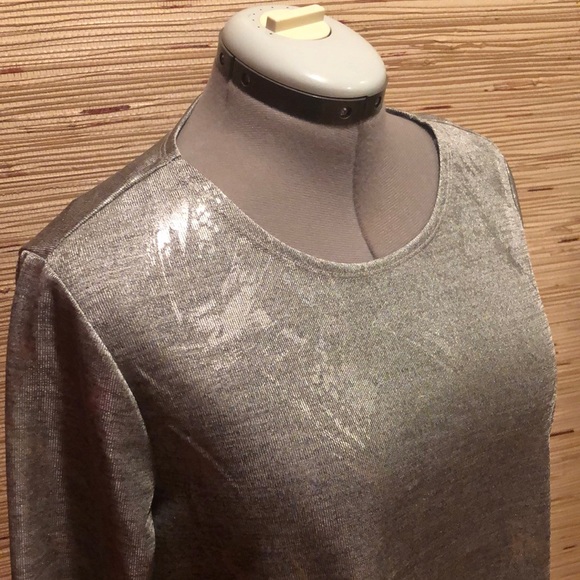 Zac & Rachel Top - Picture 2 of 6